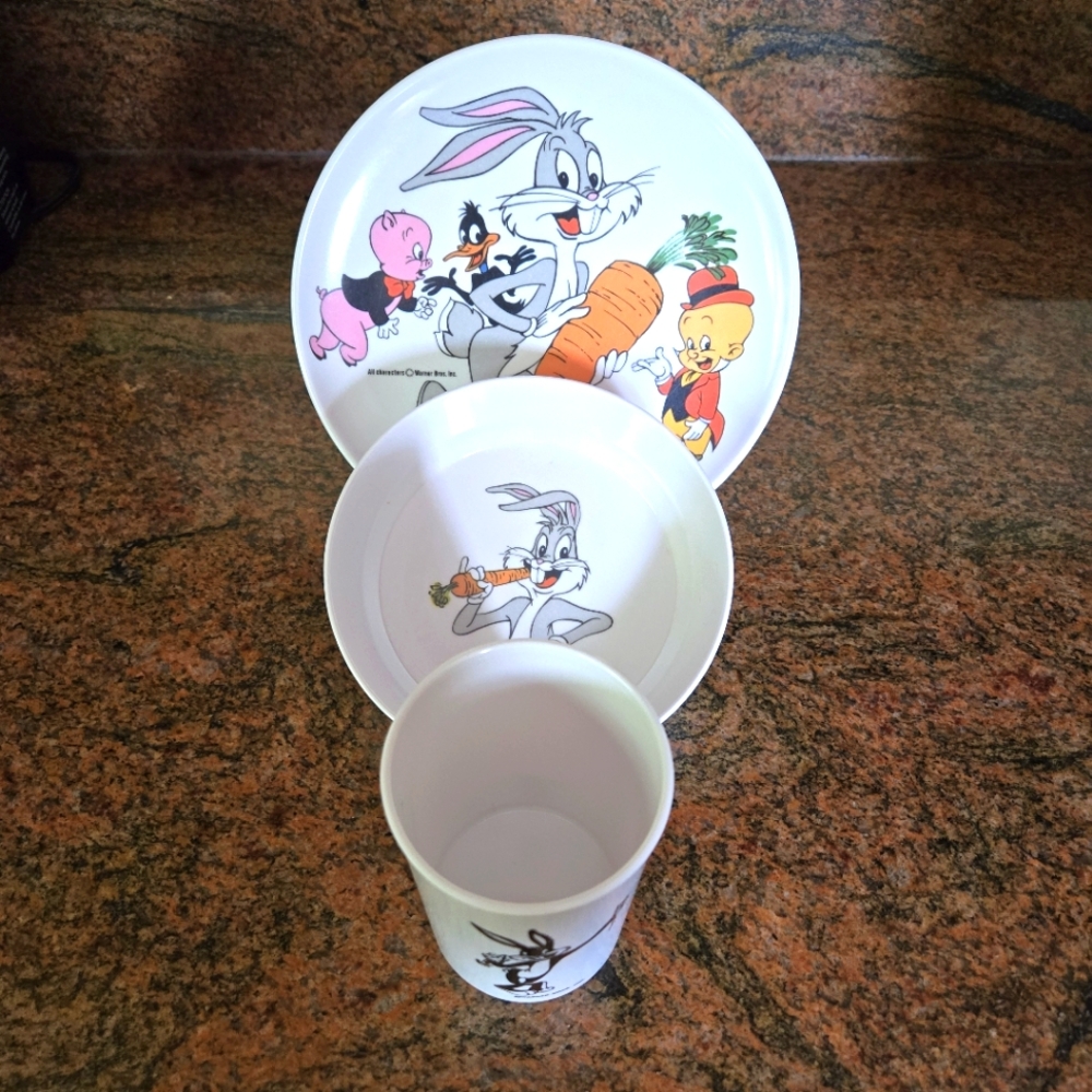 Vintage Loony Tunes Child's 3-Piece Dining Set, Bugs Bunny, Donald Duck